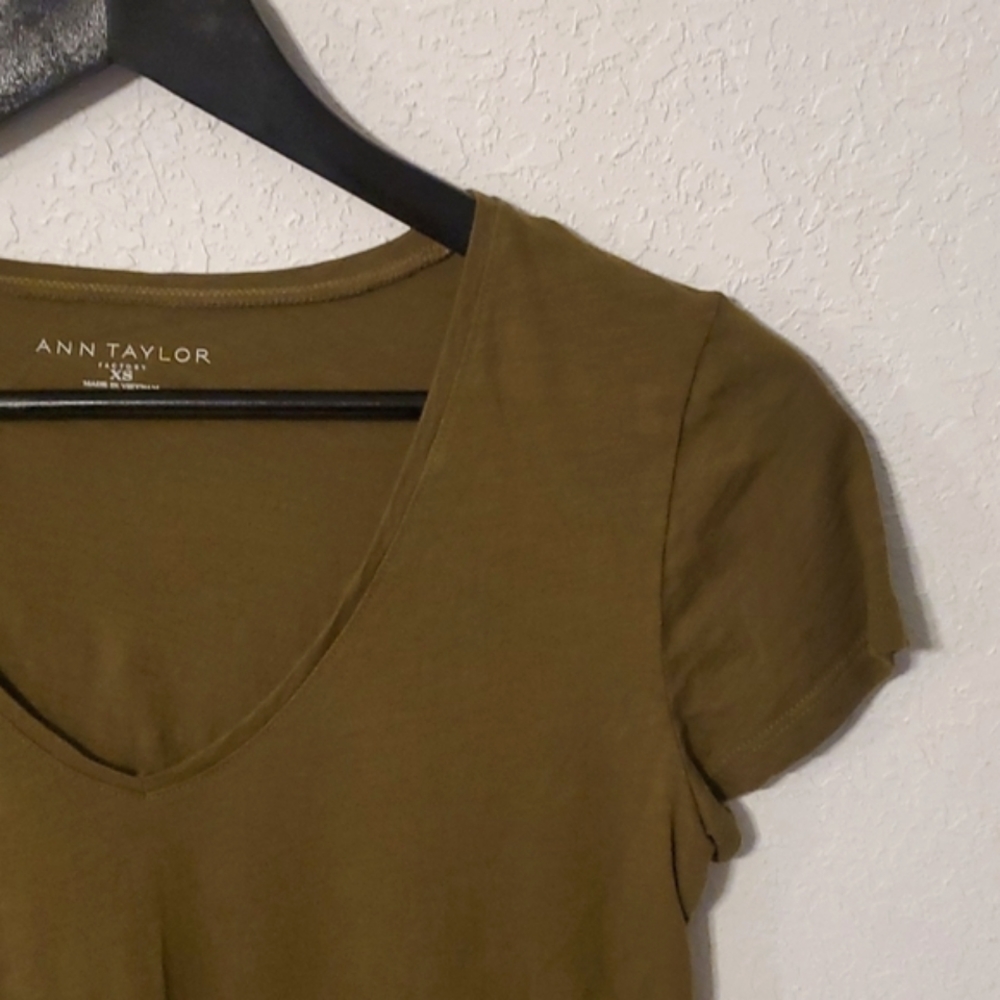 Ann Taylor Factory V Neck Top - Picture 3 of 5